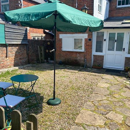 Bridport Garden Suite Buitenkant foto